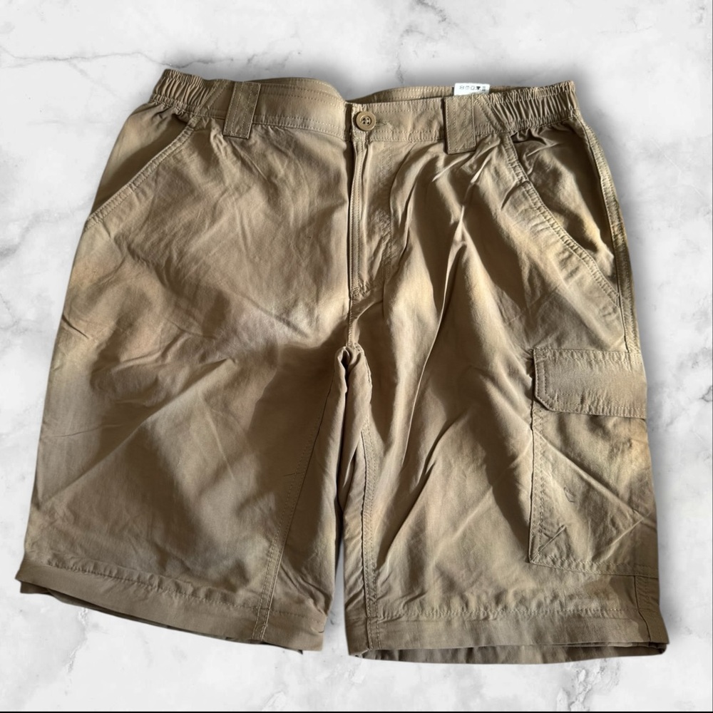 Columbia Omni-Shade Cargo convertible hiking pants/shorts with zipper - Size 34